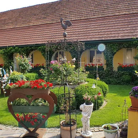 Arkadenhof Unterpremstaetten