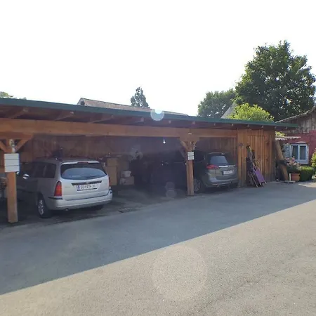 Guest house Arkadenhof Unterpremstaetten
