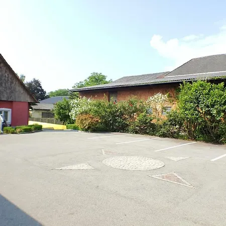 Casa de hóspedes Arkadenhof 3*