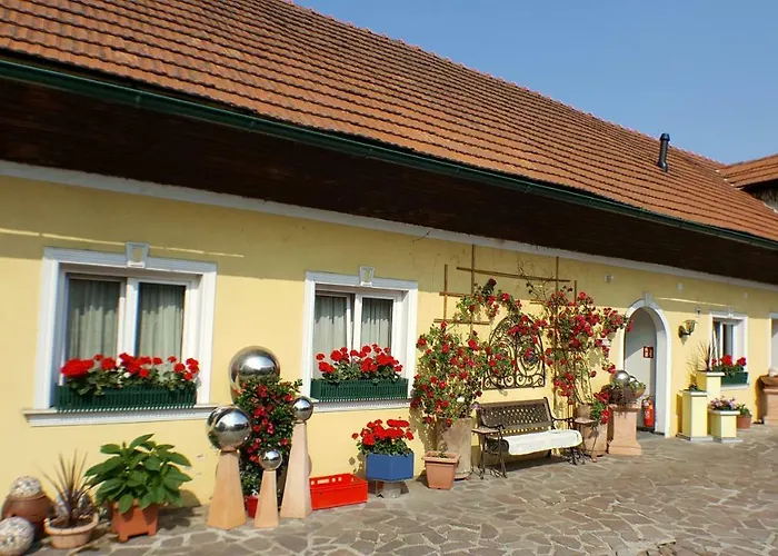 Arkadenhof Penzion 3*